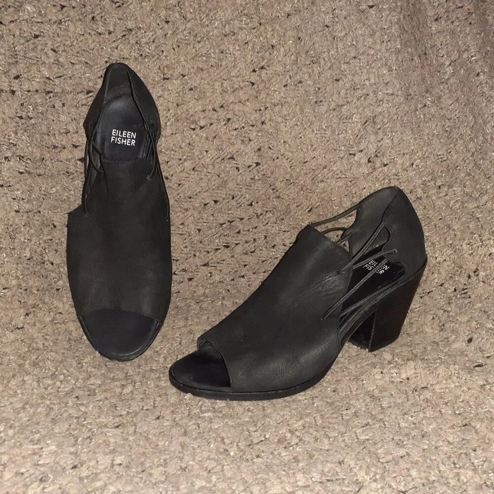 EILEEN FISHER -Nikki-Peep Toe-Block  Heel-Black Nubuck Leather-Sz 9-Excellent